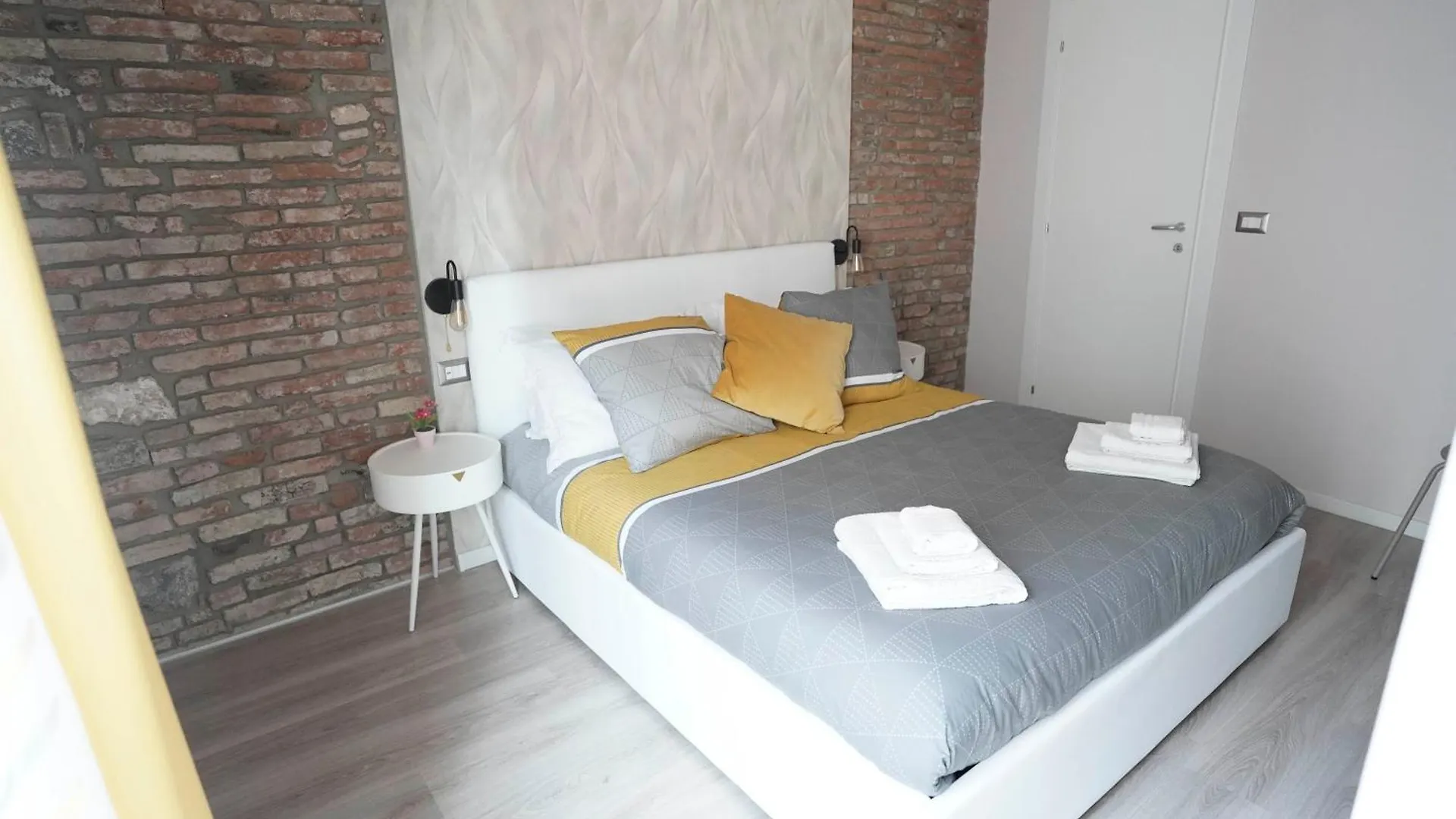 Villa Domus 25 Aeroporto di Catania Fontana Rossa